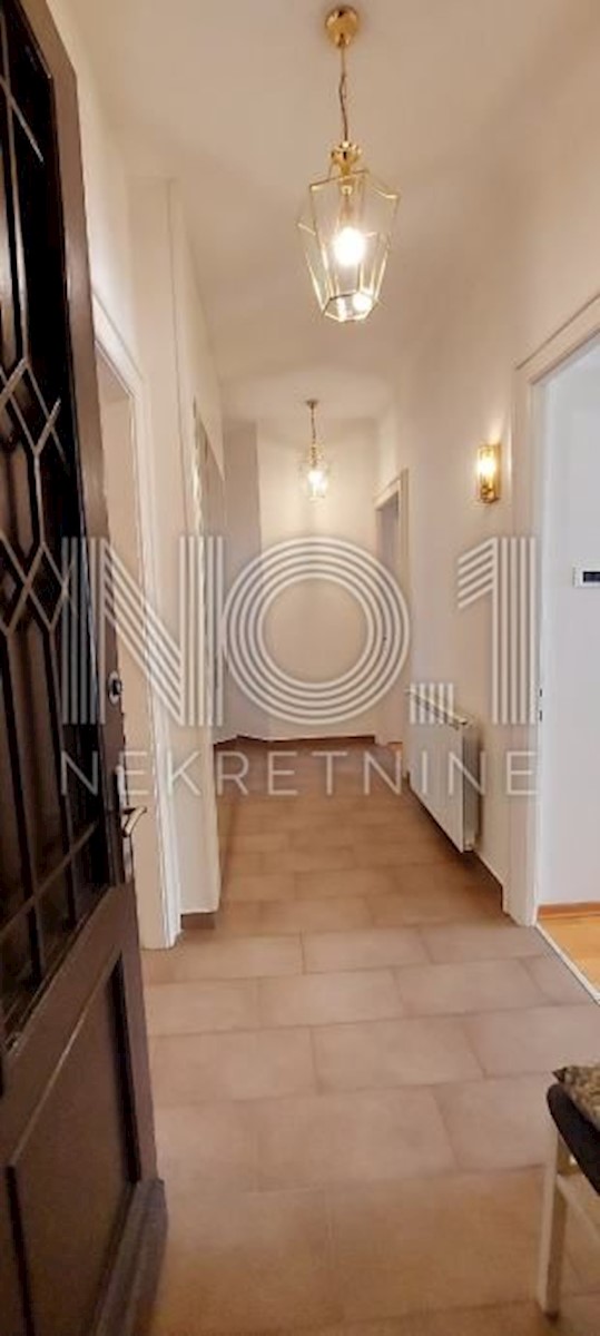 Pećine - prodaja apartmaja s pogledom na morje