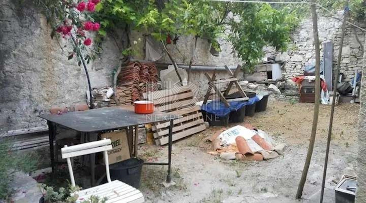 Motovun - hiša v samem centru
