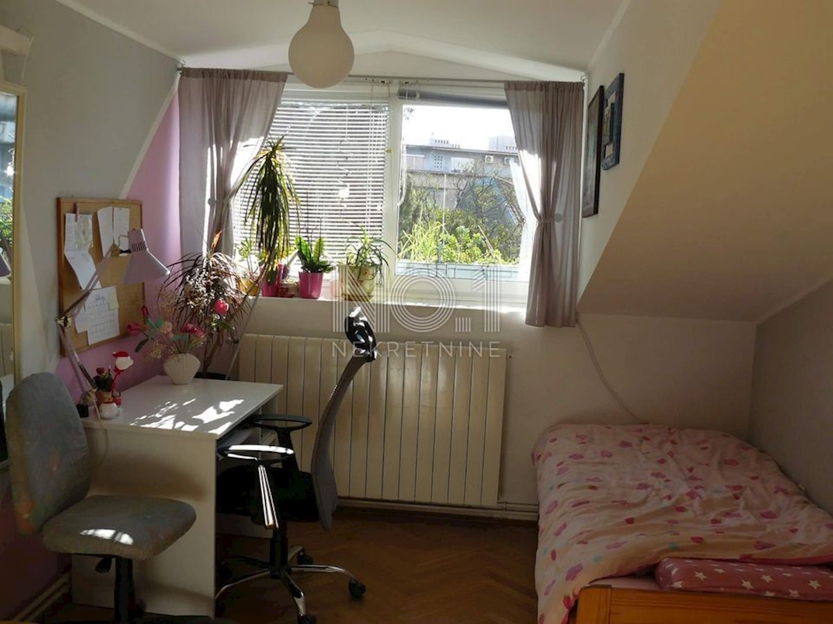 Brajda - prodamo trisobno stanovanje