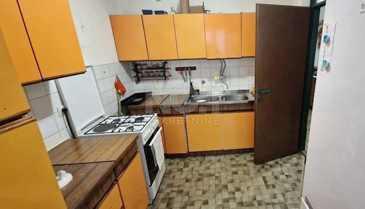 Pula, Šijana - prodamo trisobno stanovanje