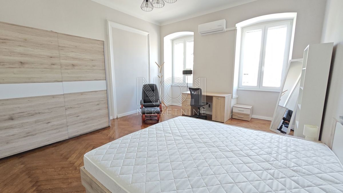 Rijeka, center - prodaja prenovljenega, modernega stanovanja
