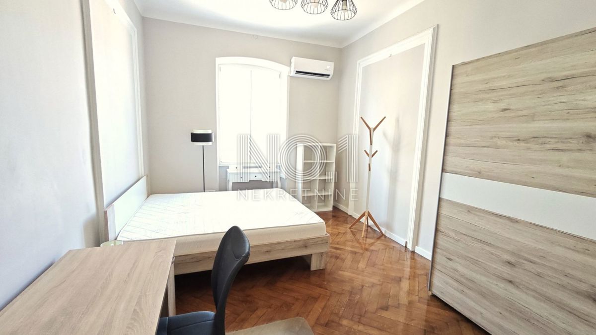 Rijeka, center - prodaja prenovljenega, modernega stanovanja