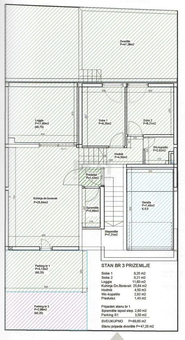 Njivice - prodaja trisobnega apartmaja 150 metrov od morja