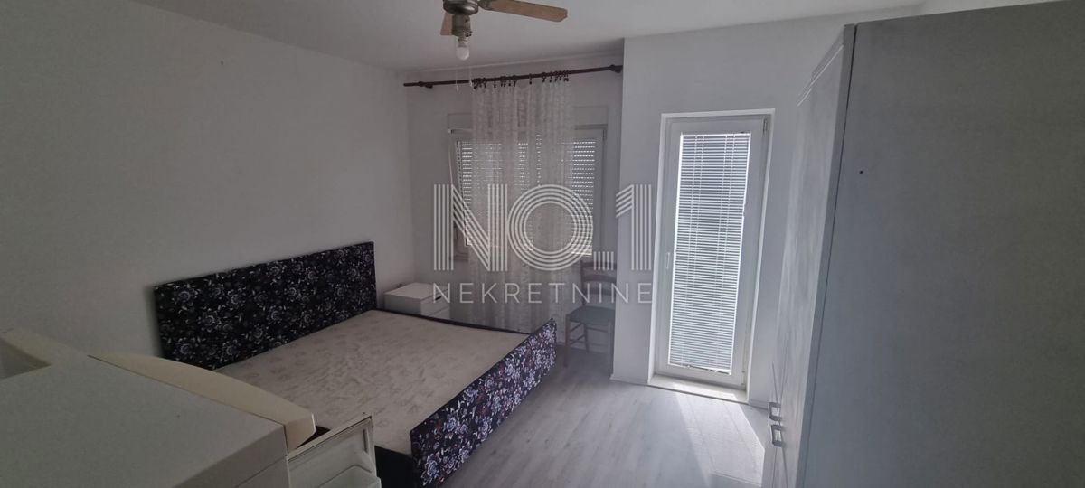 Crikvenica - hiša za investicijo!