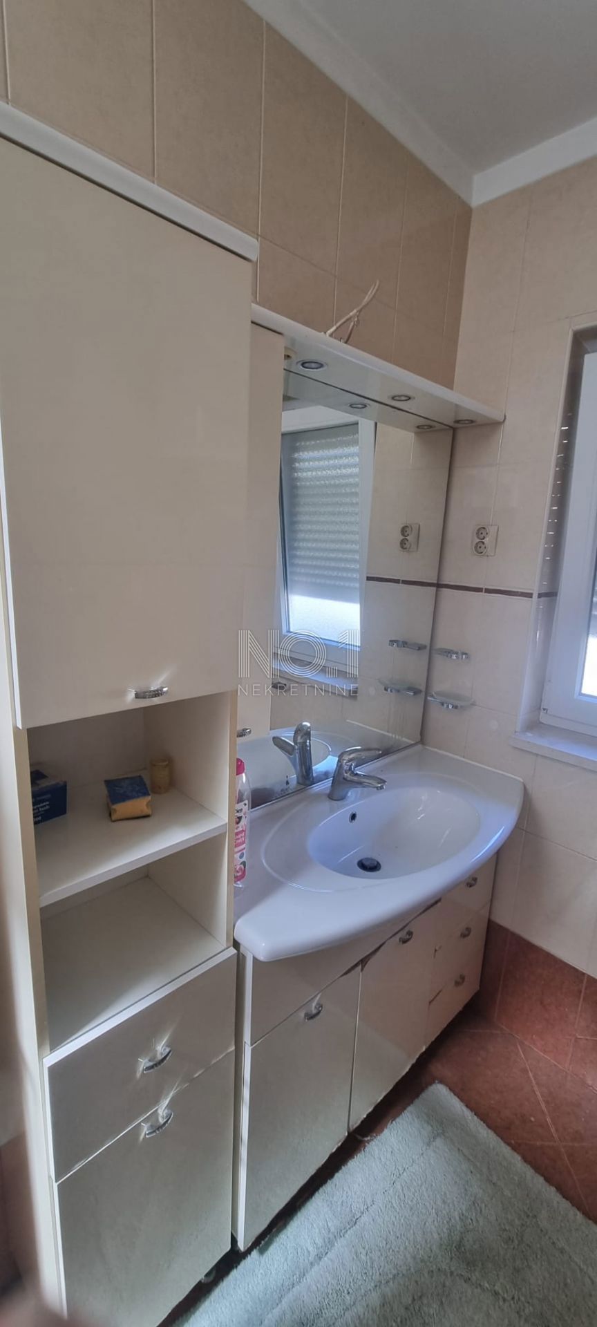 Crikvenica - hiša za investicijo!