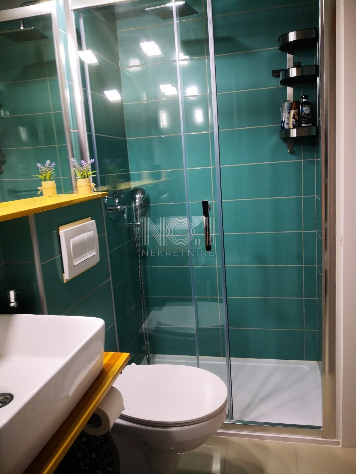 Novi Vinodolski - dvoetažni apartma s pogledom na morje