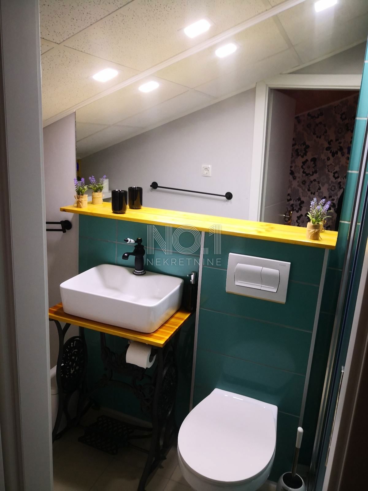 Novi Vinodolski - dvoetažni apartma s pogledom na morje