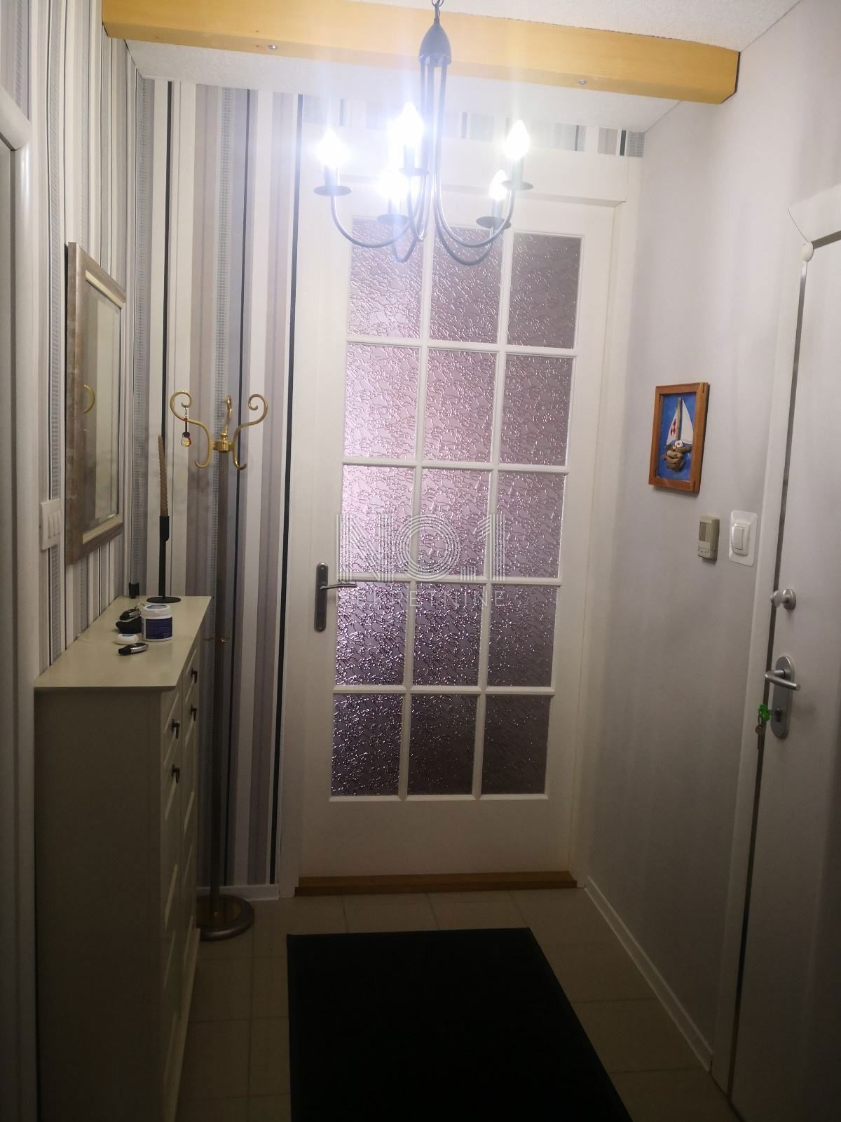 Novi Vinodolski - dvoetažni apartma s pogledom na morje