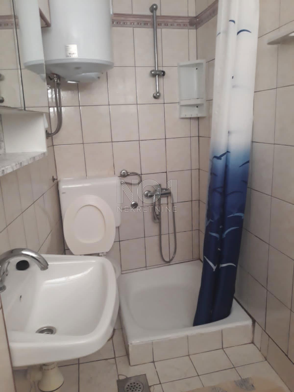 Mali Lošinj - stan na odlični lokaciji z veliko teraso