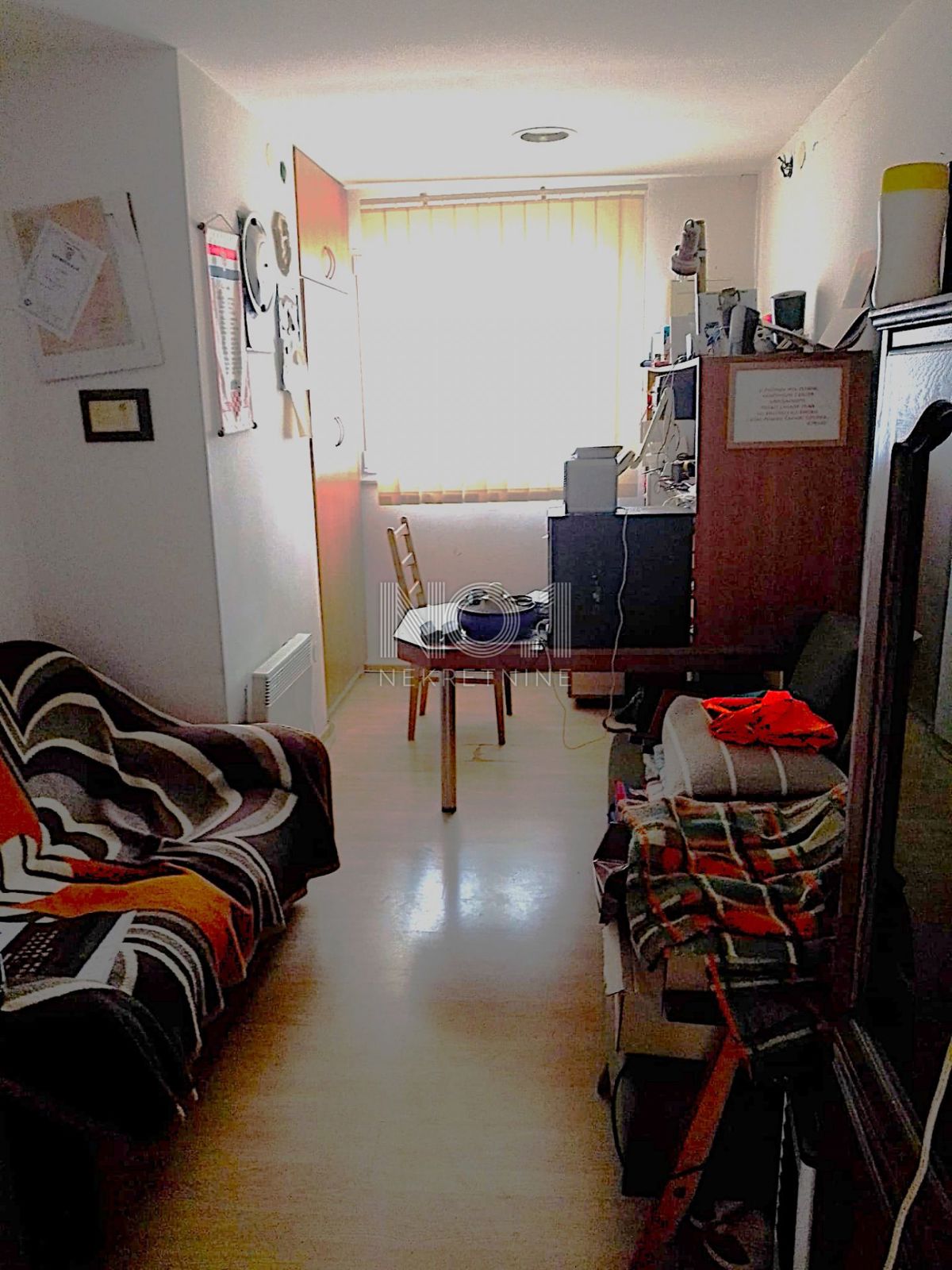  Dramalj - prodaja etaže z 2 terasama in 2 parkirnima mestoma.