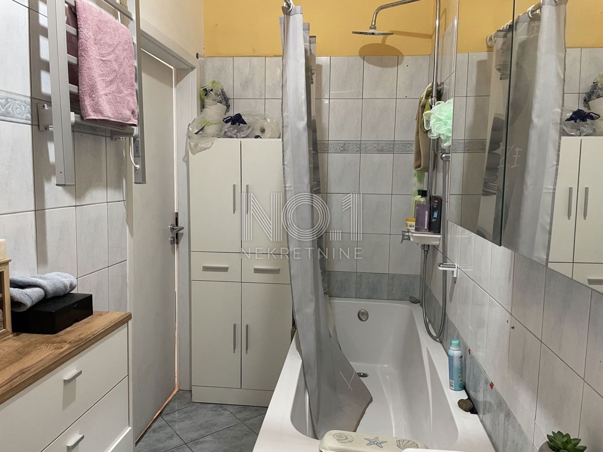 Rijeka, center - prodaja vrhunskega stanovanja v palači