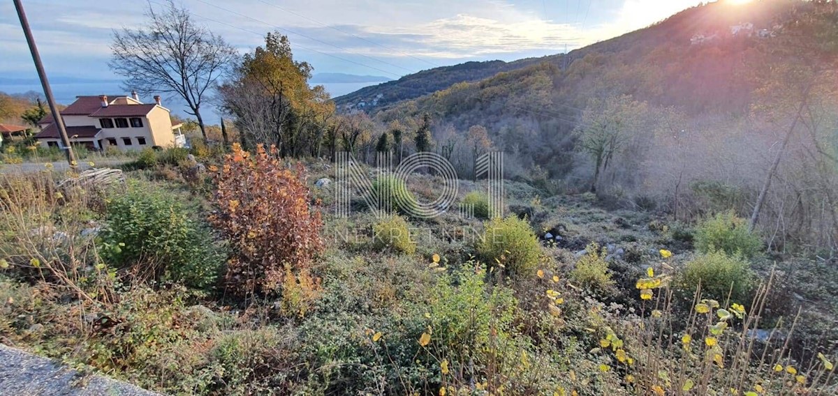 Opatija, Bregi - zemljišče z gradbenim dovoljenjem