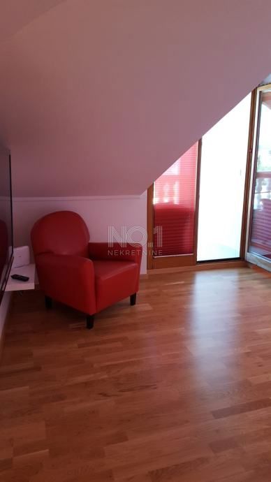 Malinska - prodamo dvoetažni apartma