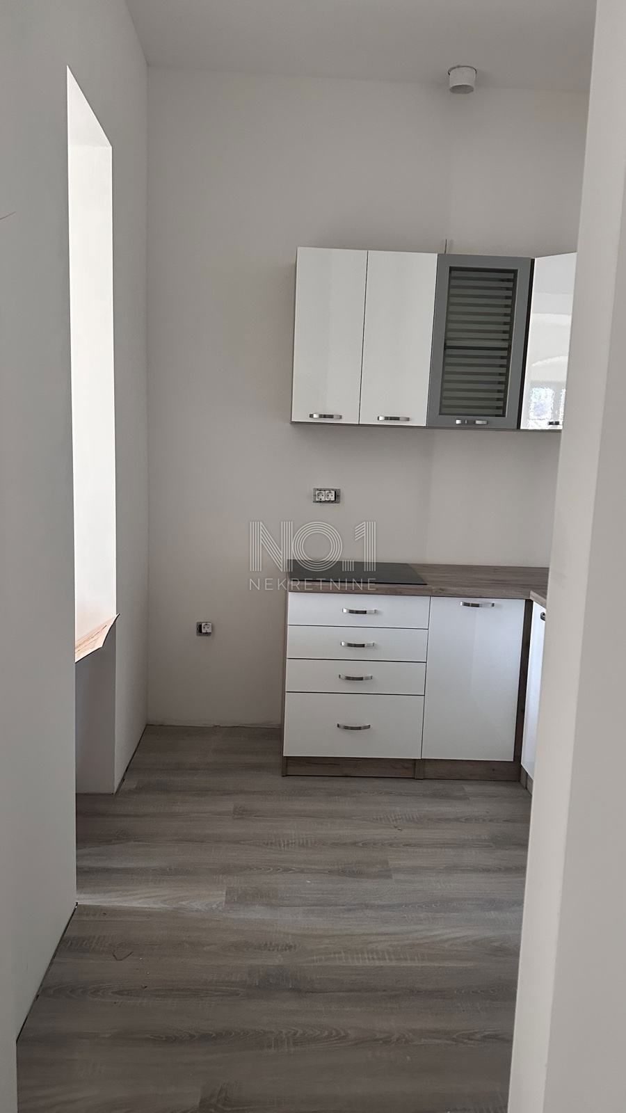 Center - prodaja 2 stanovanj za investicijo!