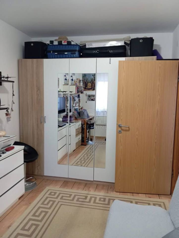 Ližnjan - prodaja dvosobnega stanovanja s teraso