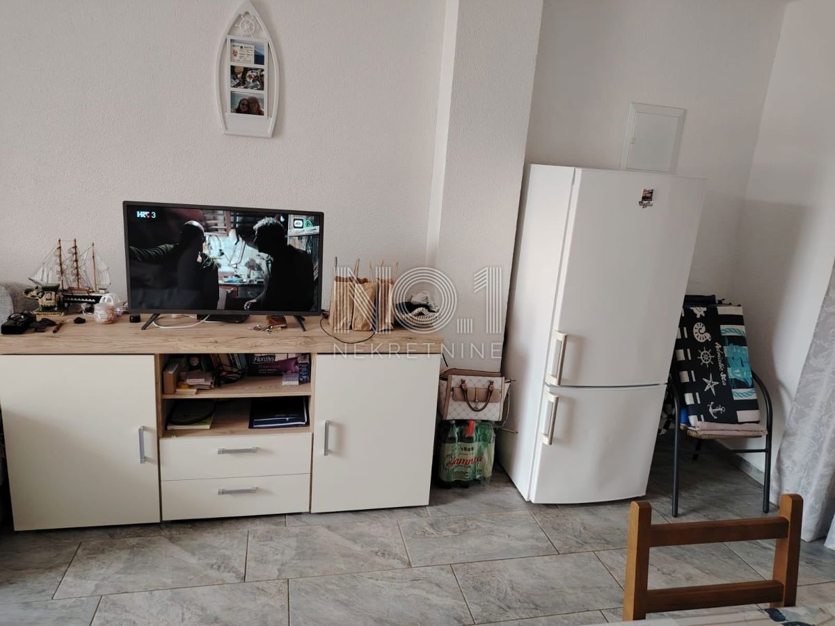 Novi Vinodolski - stanovanje na vrhunski lokaciji!