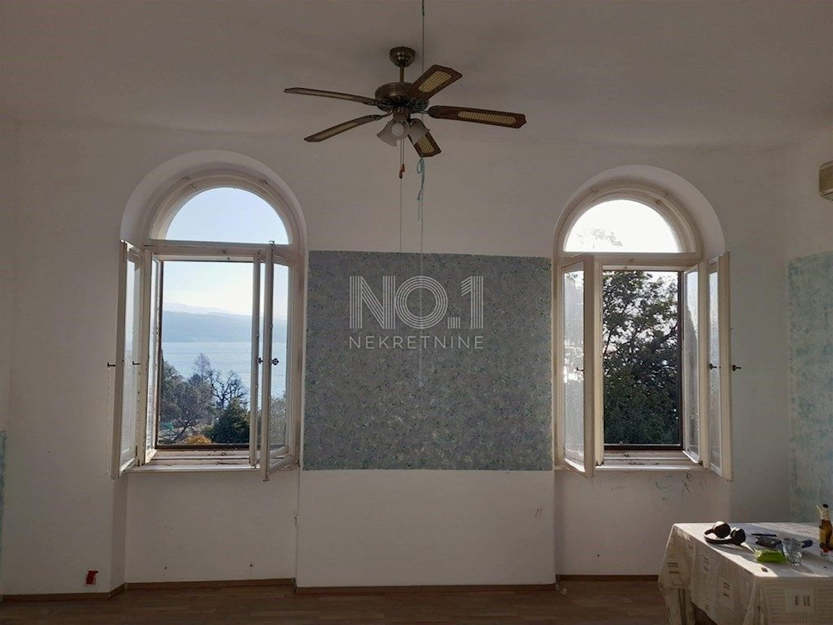 Opatija - stanovanje v samem centru na odlični lokaciji!