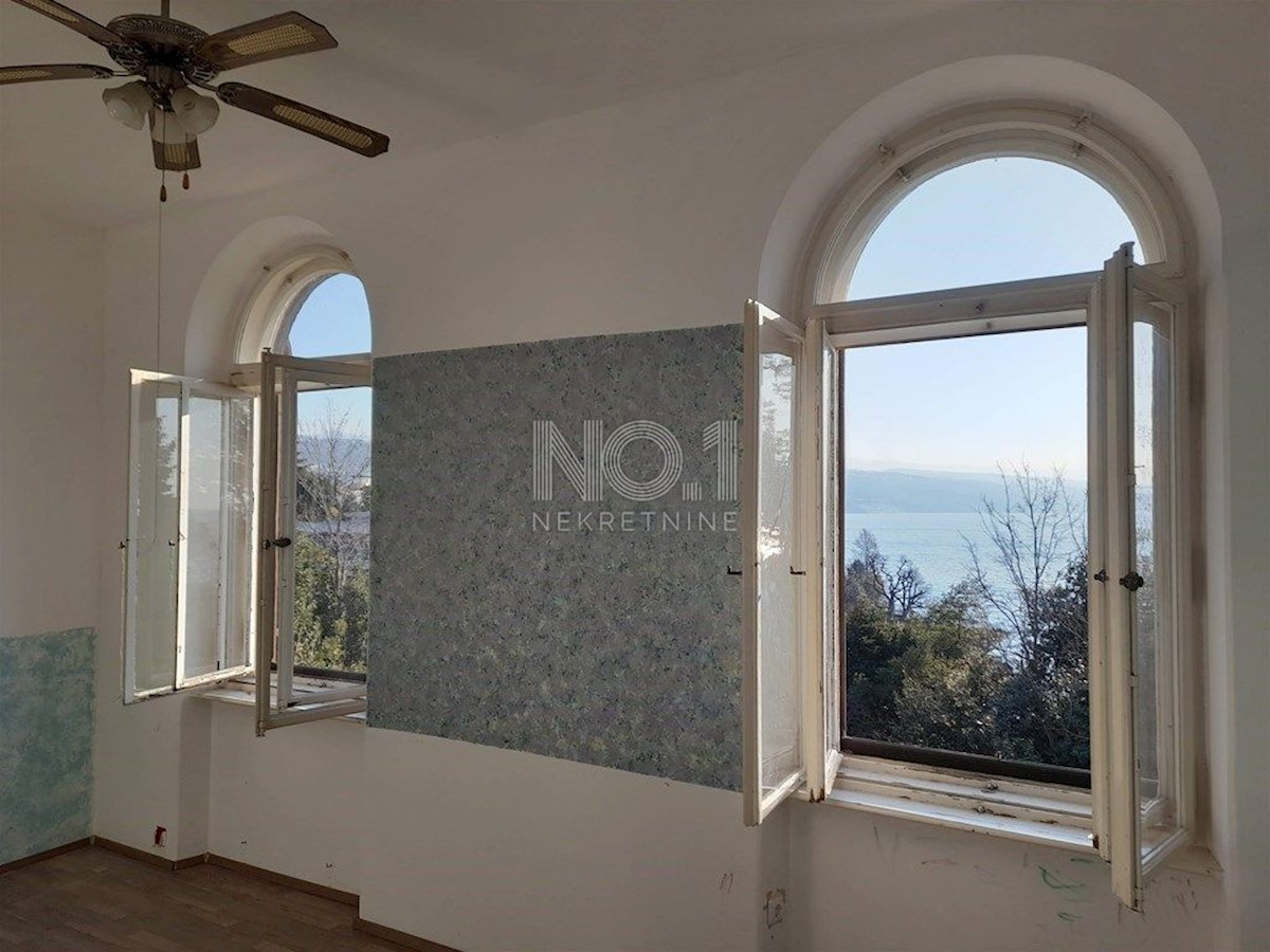 Opatija - stanovanje v samem centru na odlični lokaciji!
