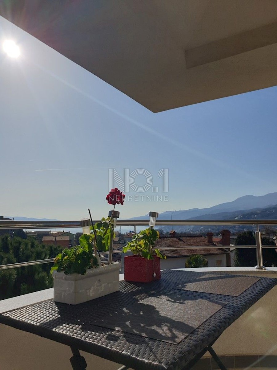 Kastav - luksuzno stanovanje s čudovitim panoramskim razgledom