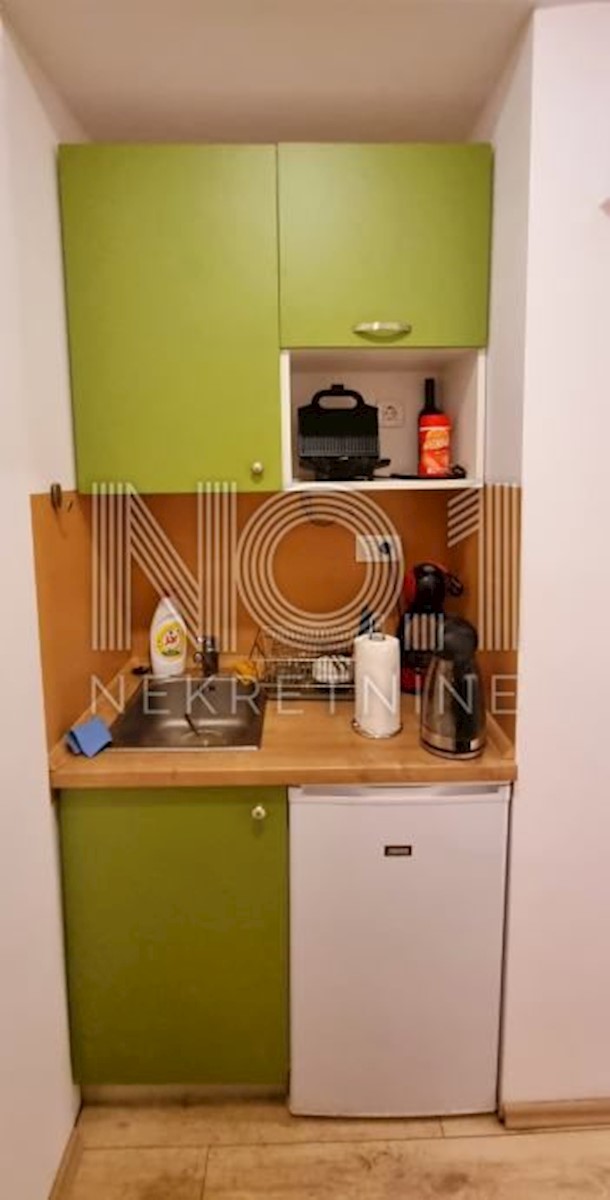 Center - atraktivno stanovanje/poslovni prostor na Korzu!
