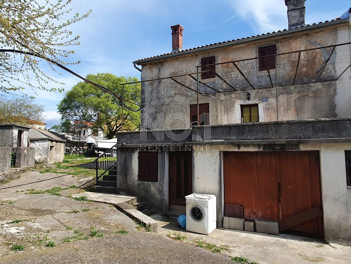 Krk - prodaja dvojčka za adaptacijo