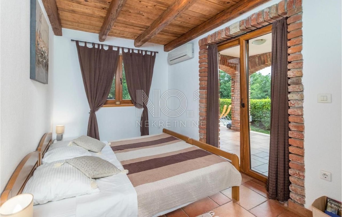 Grižane - čudovita vila z bazenom in savno