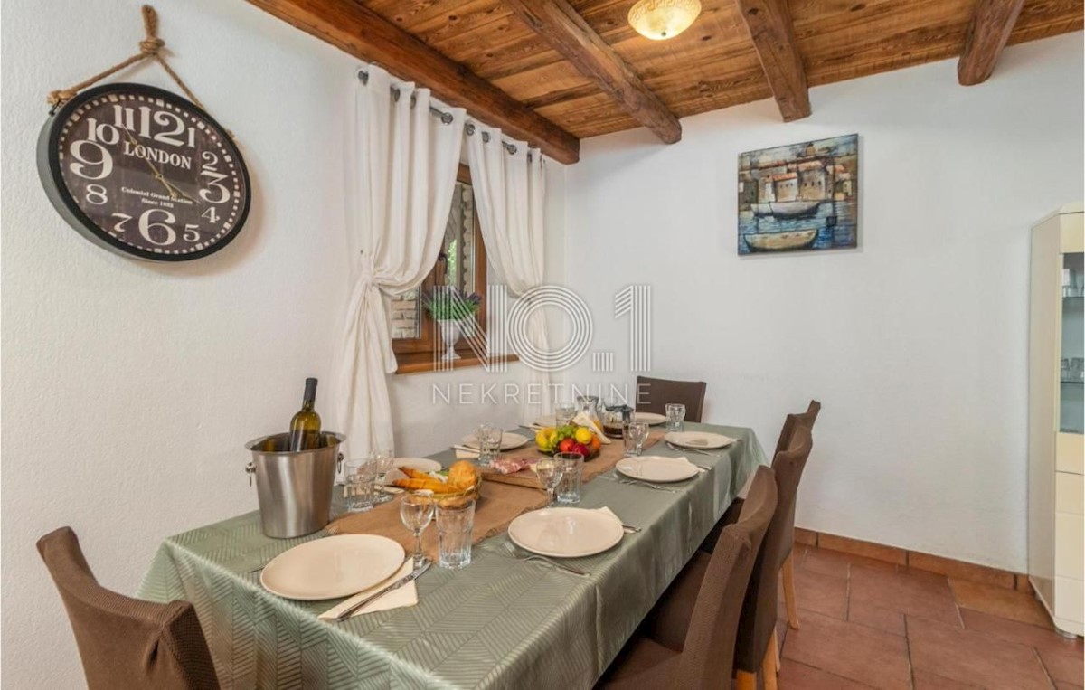 Grižane - čudovita vila z bazenom in savno
