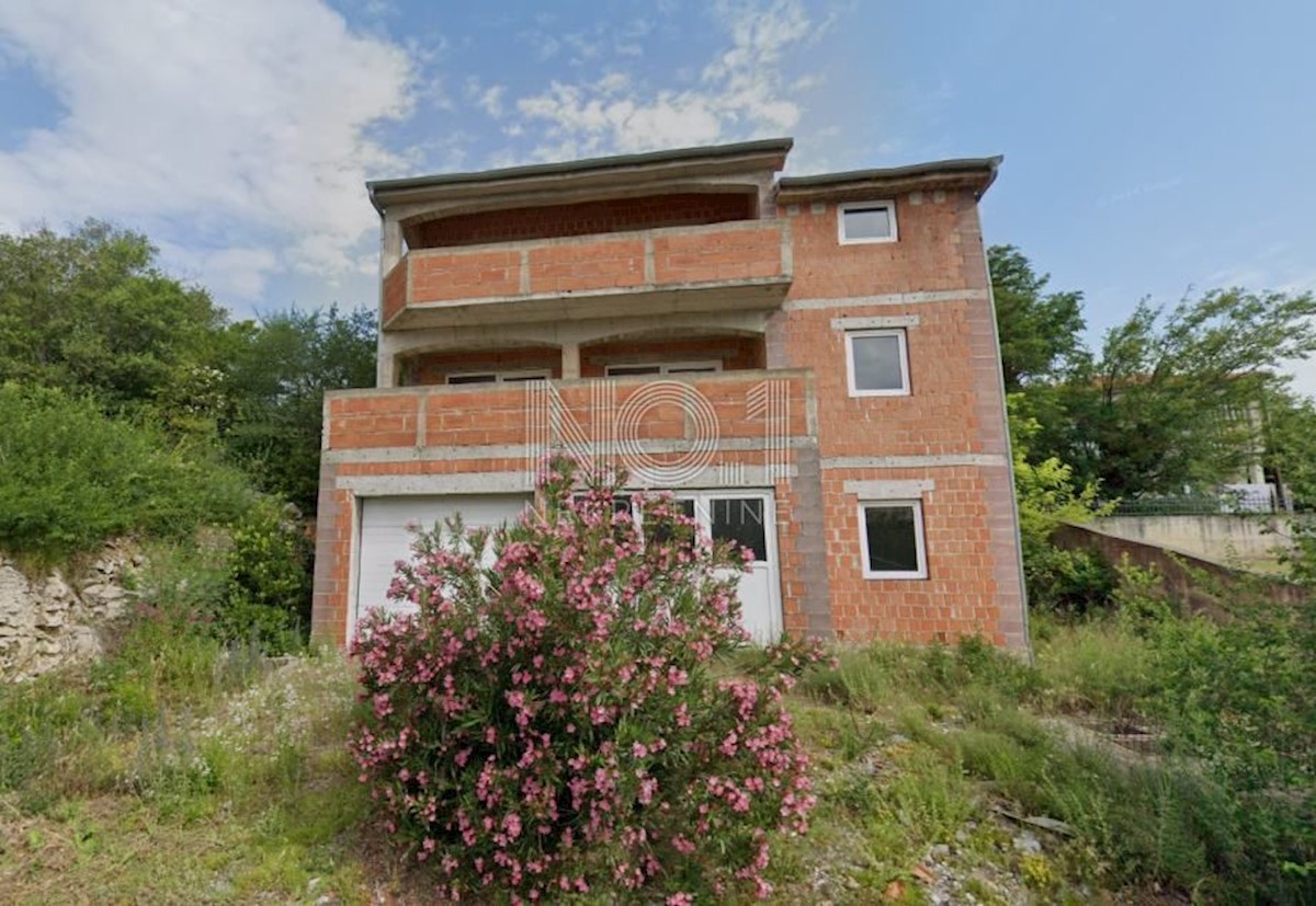 Kraljevica - Rohbau hiša s pogledom na morje