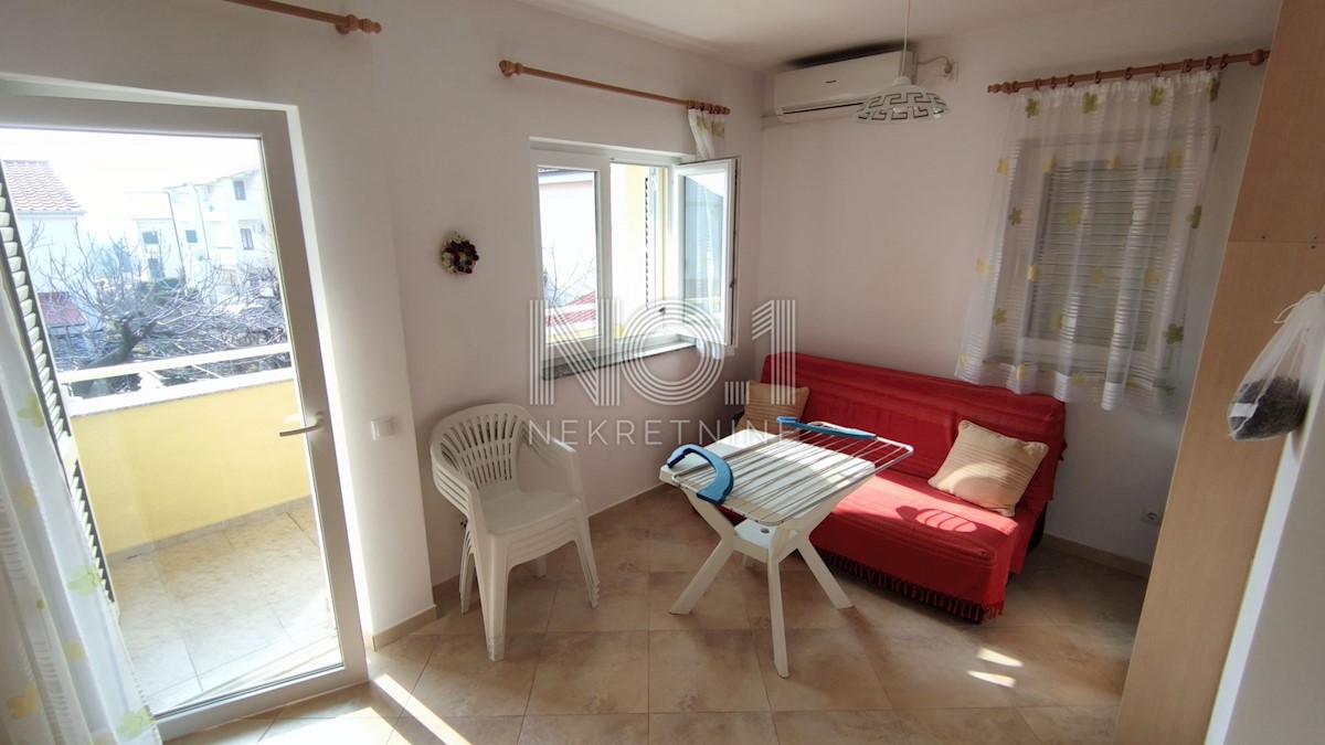 Baška - hiša z 2 apartmajema v mirnem okolju
