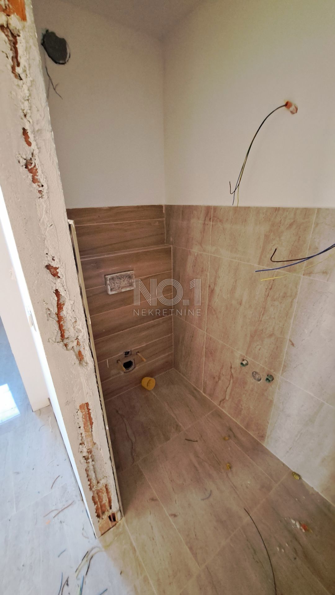 Njivice - sale of apartments in an exclusive new building