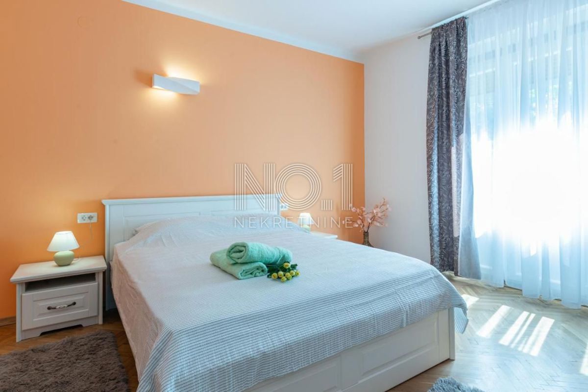 Opatija - prodaja 2 stanovanjskih enot na vrhunski lokaciji z garažo