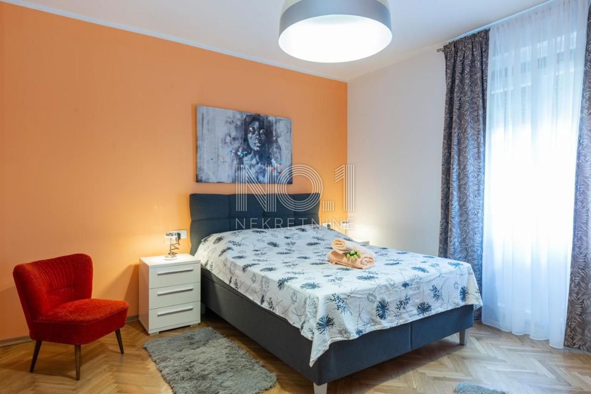 Opatija - prodaja 2 stanovanjskih enot na vrhunski lokaciji z garažo
