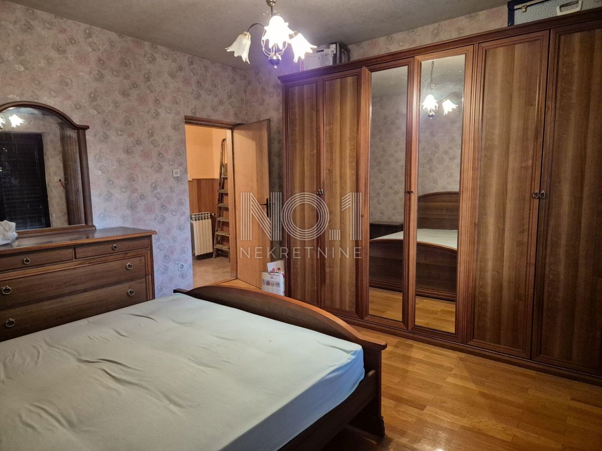 Kastav, Trinajstići - prodaja družinske hiše z veliko parcelo