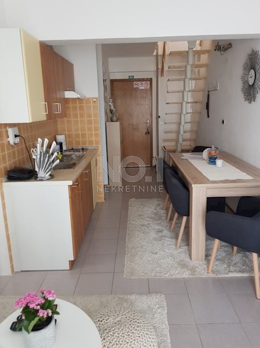 Novigrad - odličen apartma za turizem s pogledom na morje
