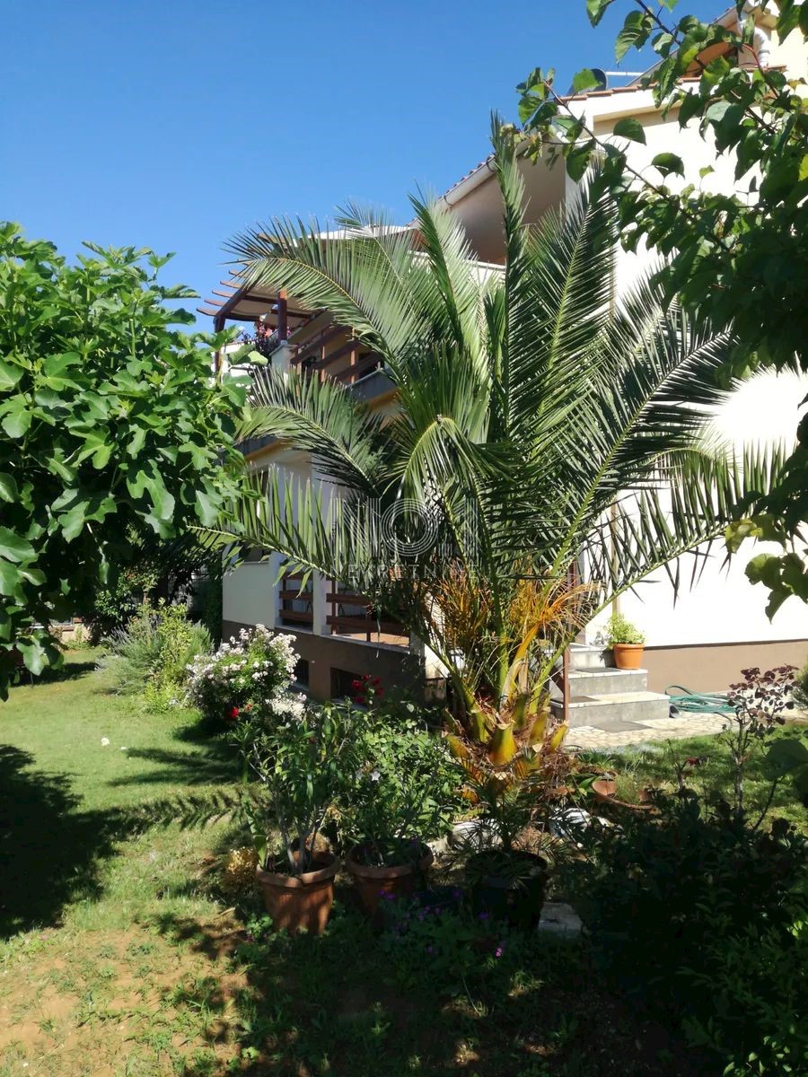 Medulin - apartmajska hiša na atraktivni lokaciji