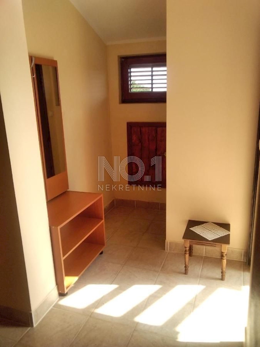 Medulin - apartmajska hiša na atraktivni lokaciji