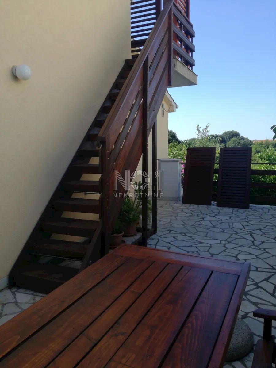 Medulin - apartmajska hiša na atraktivni lokaciji