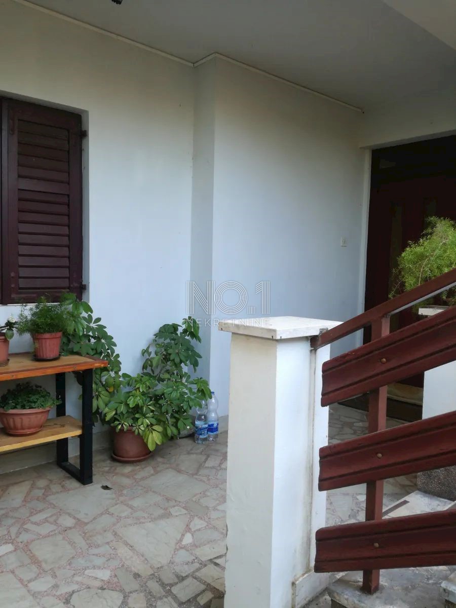 Medulin - apartmajska hiša na atraktivni lokaciji