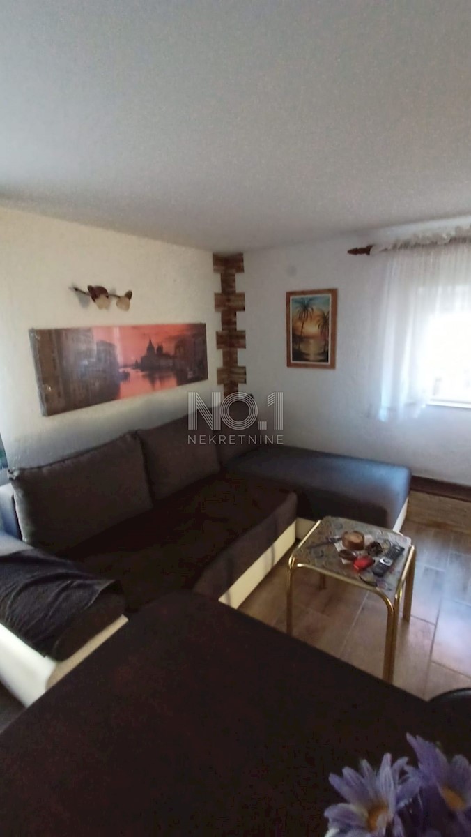 Novi Vinodolski - Apartma 300 m od morja