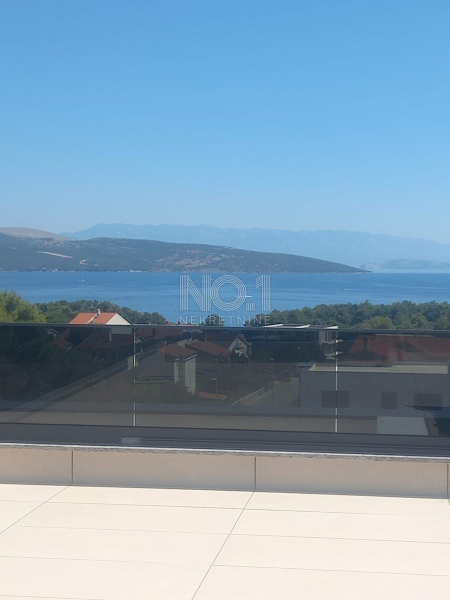 Krk - S3 Penthouse s pogledom na morje