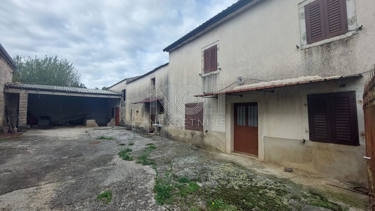 Kringa - starina za prodajo in obnovo