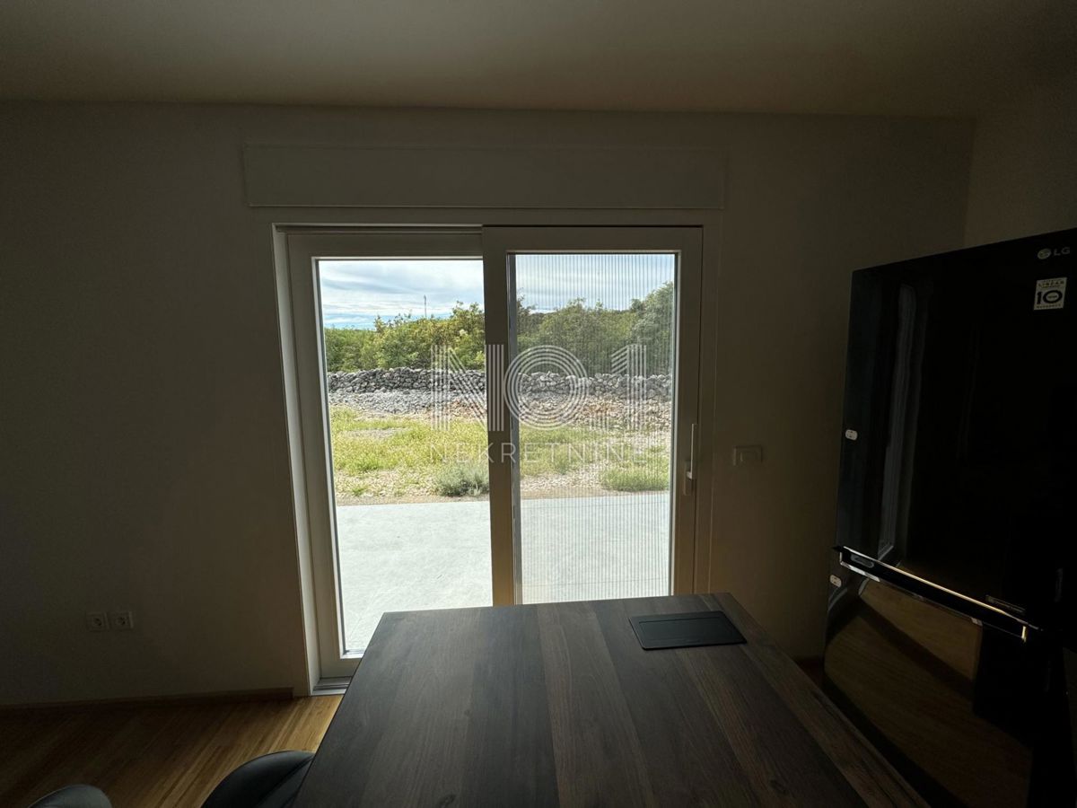 Vrbnik - prodaja samostojne novogradnje