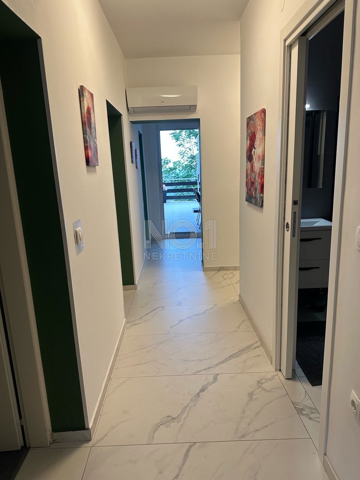 Stanovanje v središču Opatije s čudovitim pogledom - Prodaja