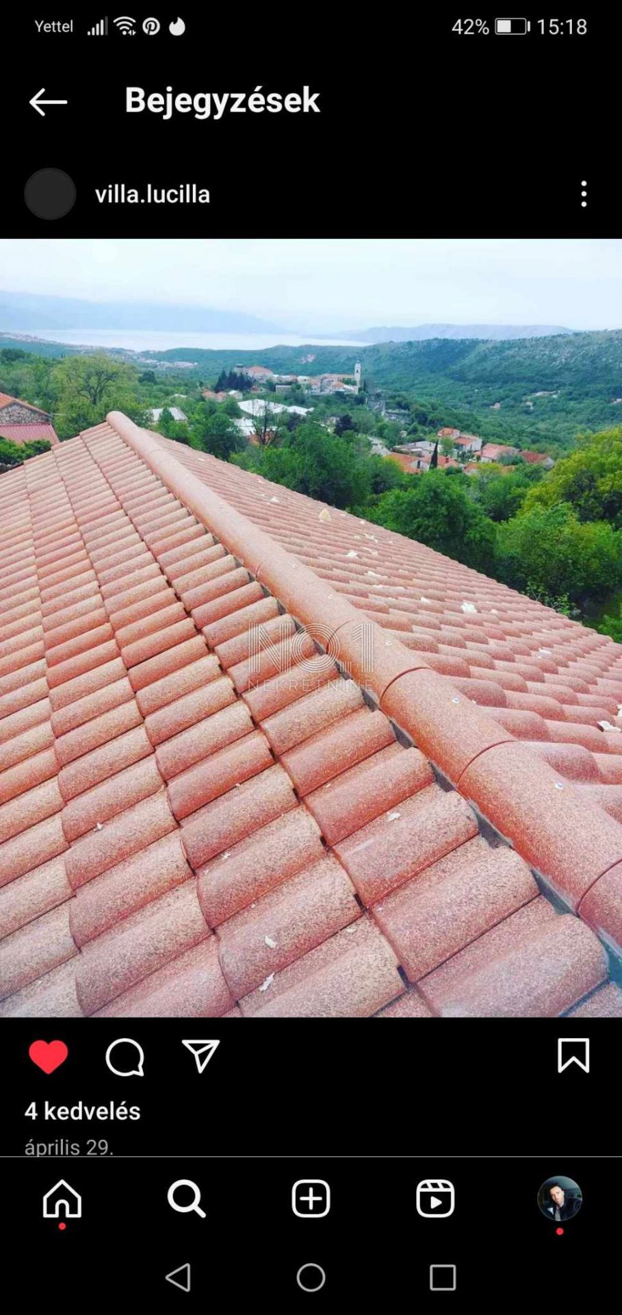 Bribir - Hiša v fazi prenove in pogledom na morje
