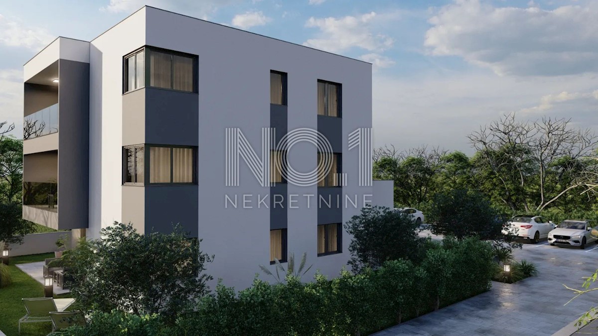 Rab - apartma v vrhunski novogradnji 50 m od morja!