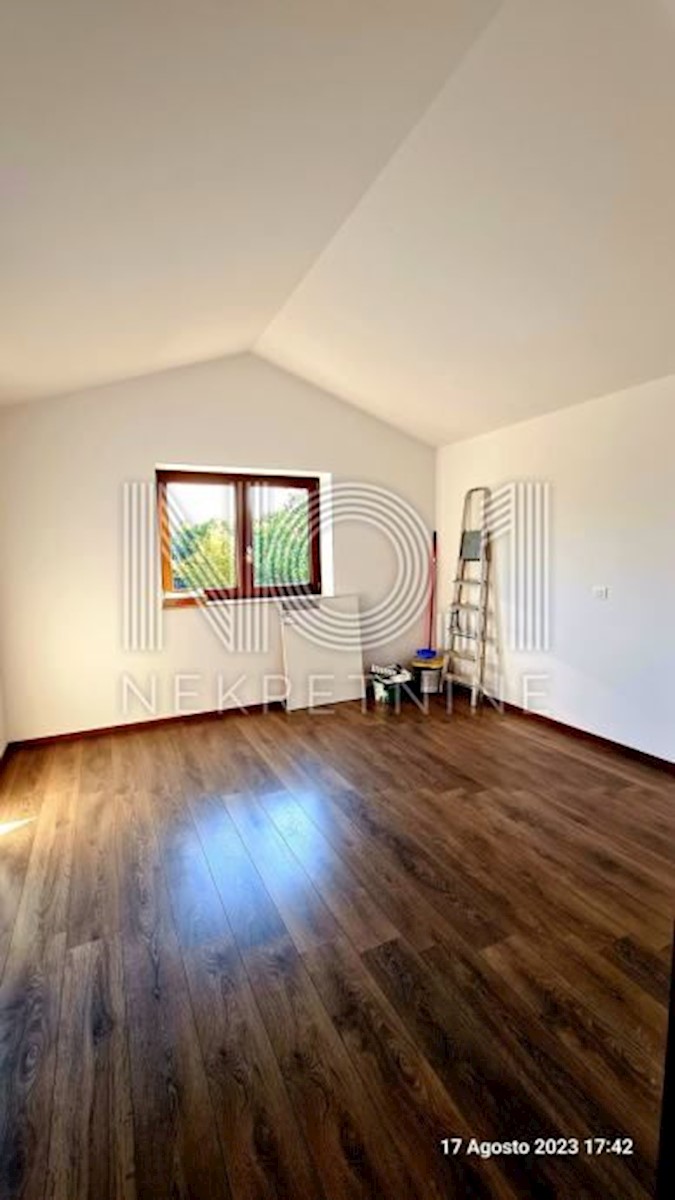 Barban - čudovita vila z bazenom