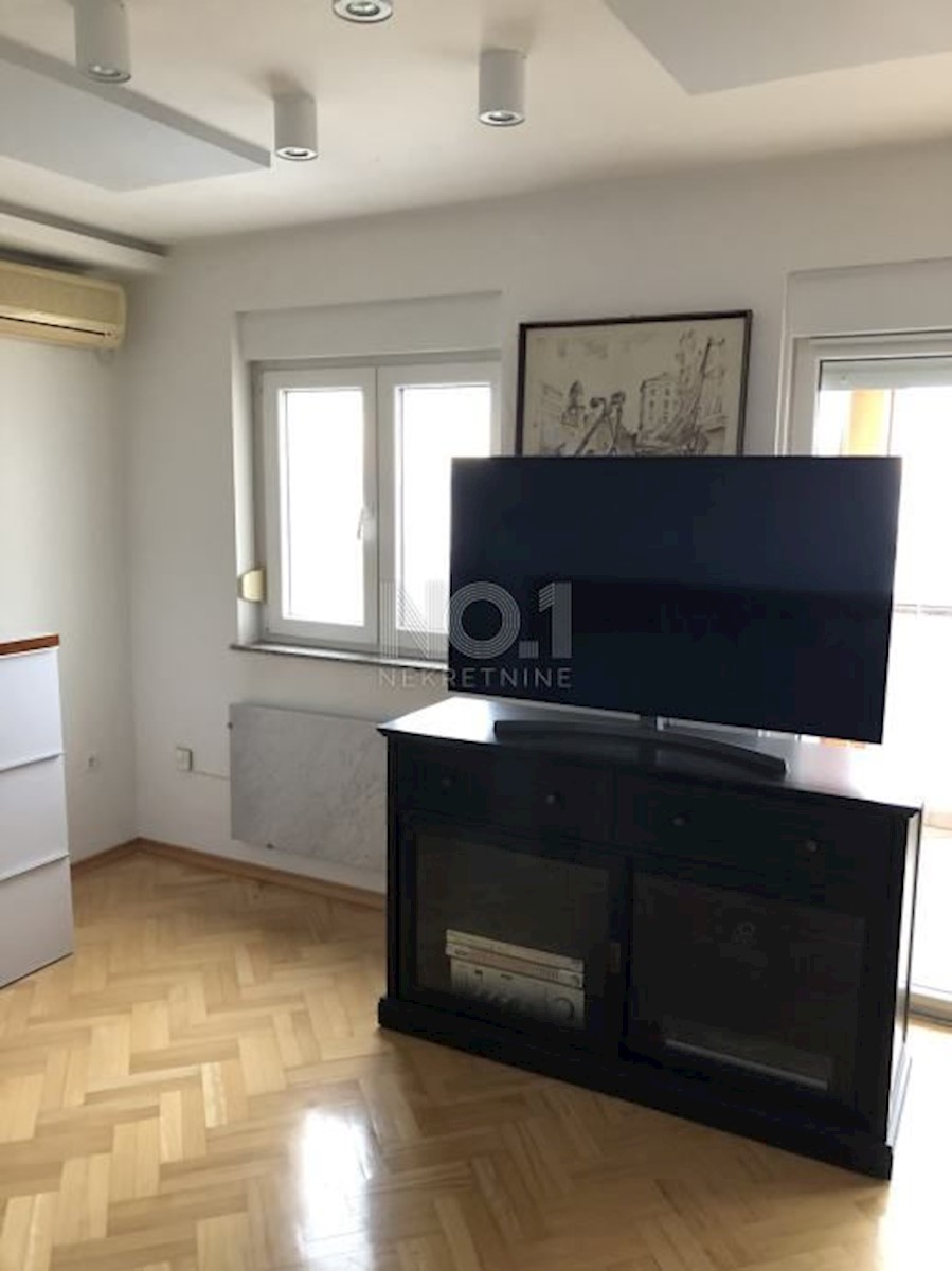 Rešetari - prodaja enosobnega stanovanja s pogledom na morje