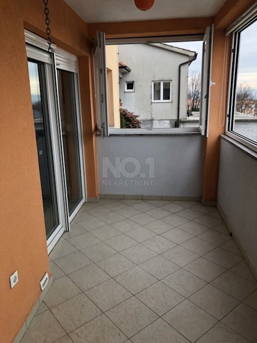 Rešetari - prodaja enosobnega stanovanja s pogledom na morje