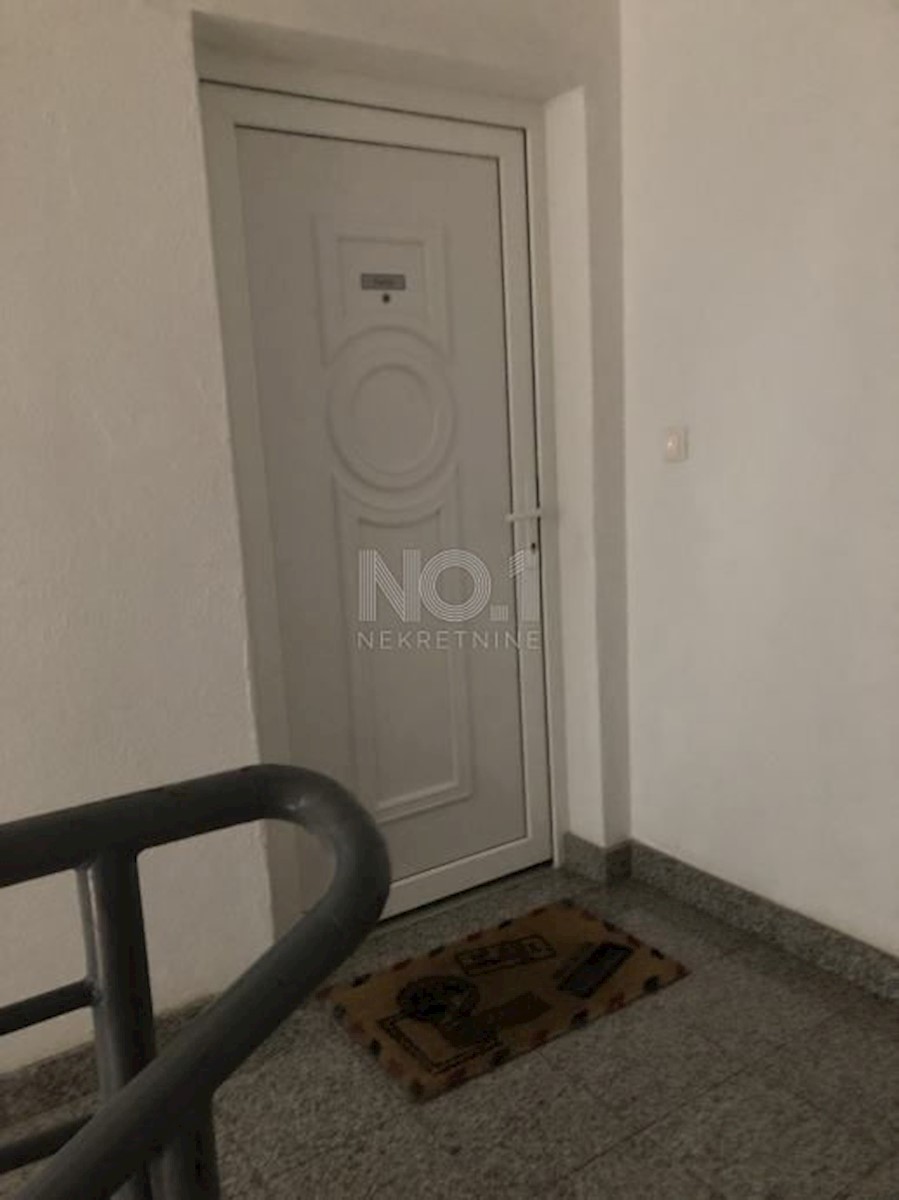 Rešetari - prodaja enosobnega stanovanja s pogledom na morje