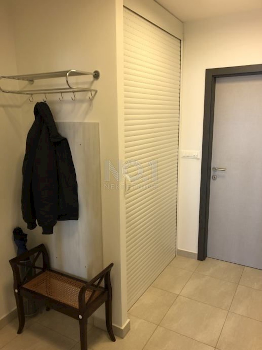Rešetari - prodaja enosobnega stanovanja s pogledom na morje